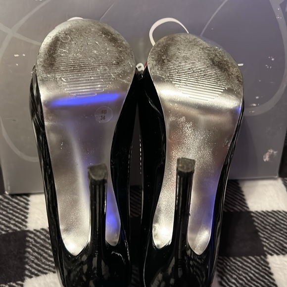 Jessica Simpson High Heel Shoes Size 6M - Picture 6 of 8